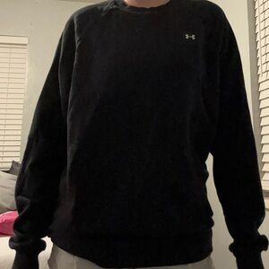 Under Armour Black Crewneck Oversized fit Size Small